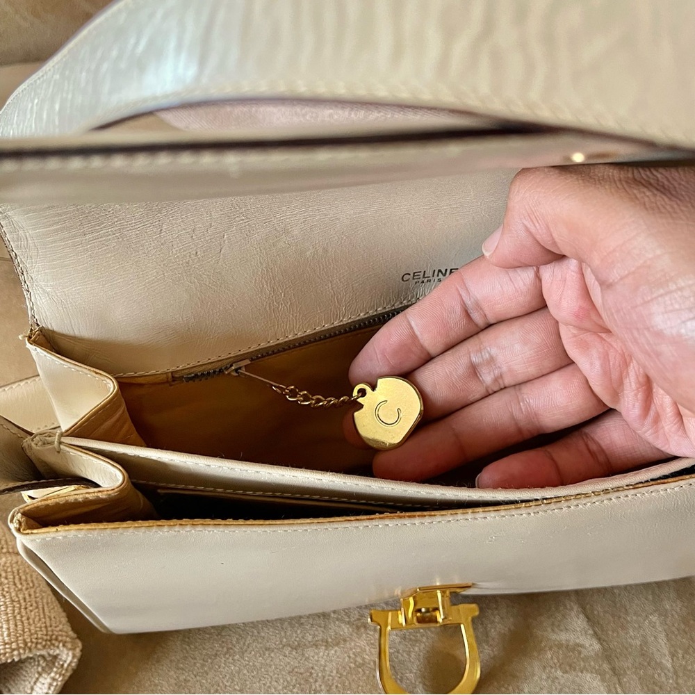 Celine Paris White Shoulder Bag - Picture 7 of 14